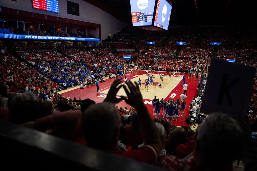 Nebraska volleyball ends student season tickets for single-match sales