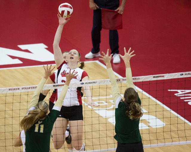 NU volleyball gets early taste of CenturyLink Center in 30 sweep against Creighton Sports