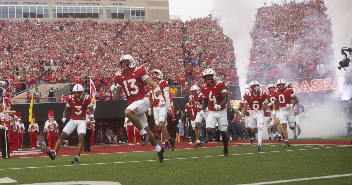 Photo: dailynebraskan.com Nebraska Football vs North Dakota photo No. 9