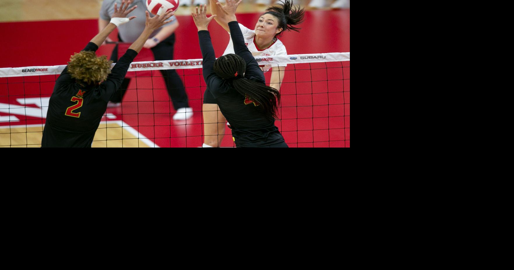 Husker volleyball makes an electrifying return in Red/White scrimmage
