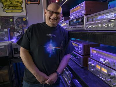 Lincolnite Revives Vintage Music With Audio Mechanic Work Culture Dailynebraskan Com