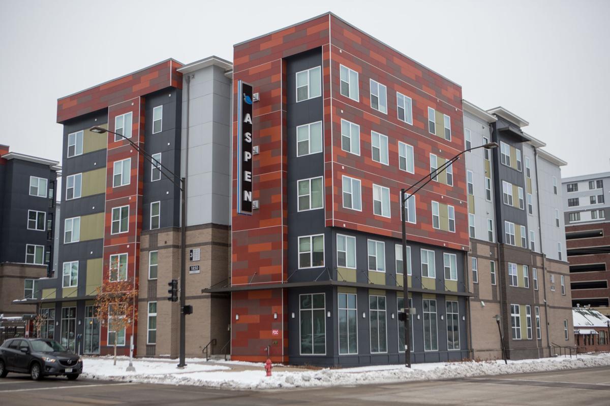Aspen Lincoln Apartment Complex Now Called Academy Lincoln News Dailynebraskan Com