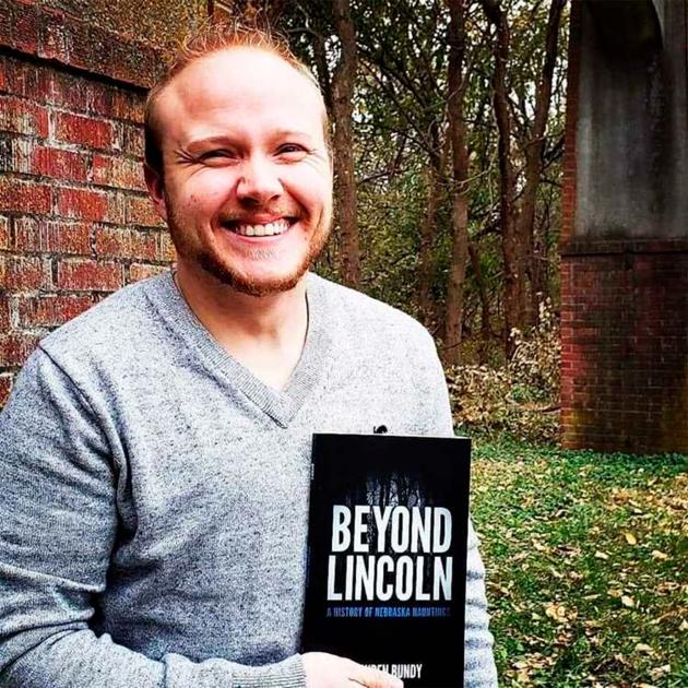 Lincoln author's new book teaches history through ghost stories
