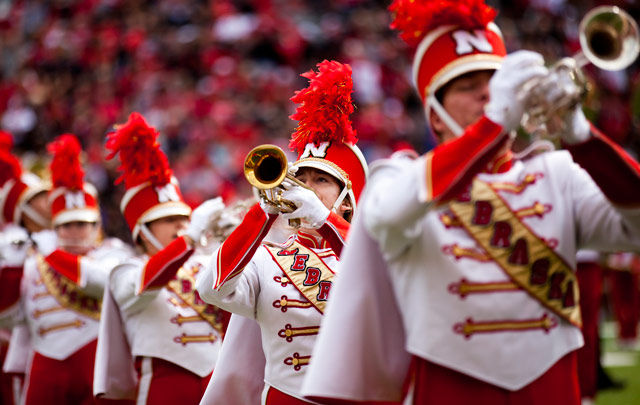 6 Crowd Raising Big Ten Fight Songs Sports Dailynebraskan Com