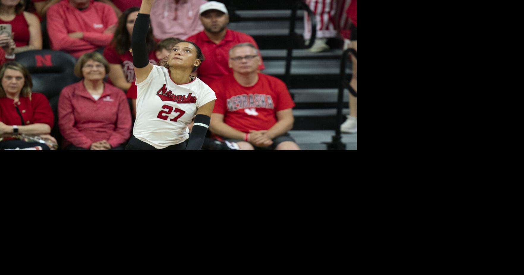Top-ranked Nebraska volleyball takes care of business against Michigan
