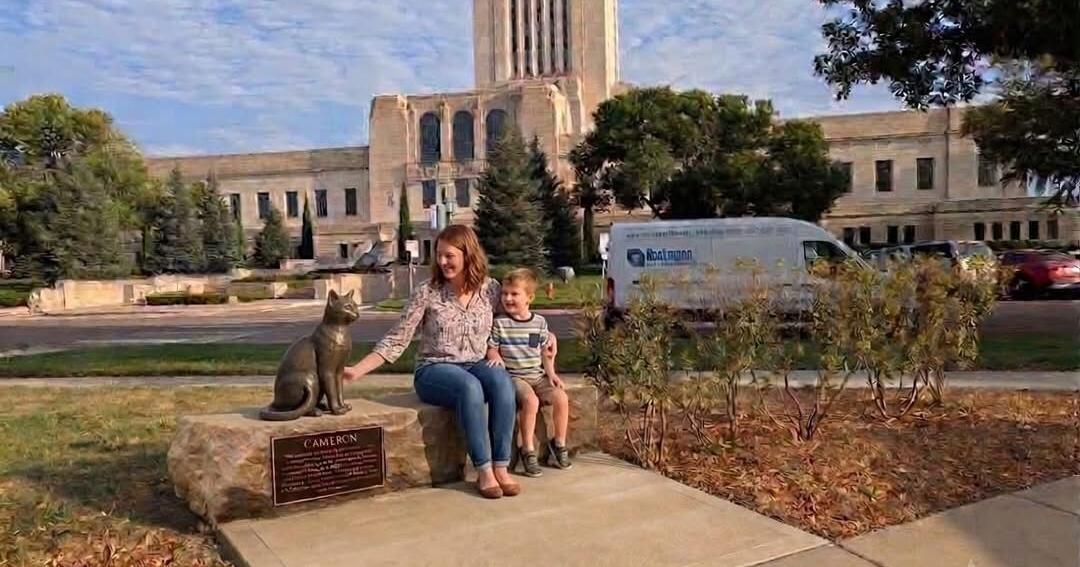 Cameron the Capitol Cat retires, effort underway to create statue