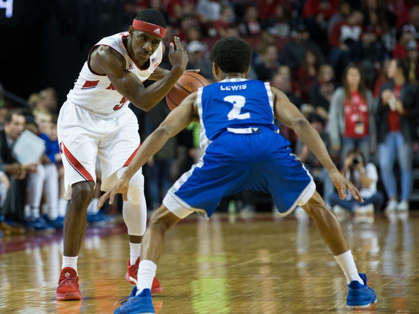 Nebraska Men S Basketball Pulls Off 72 68 Win Over Eastern