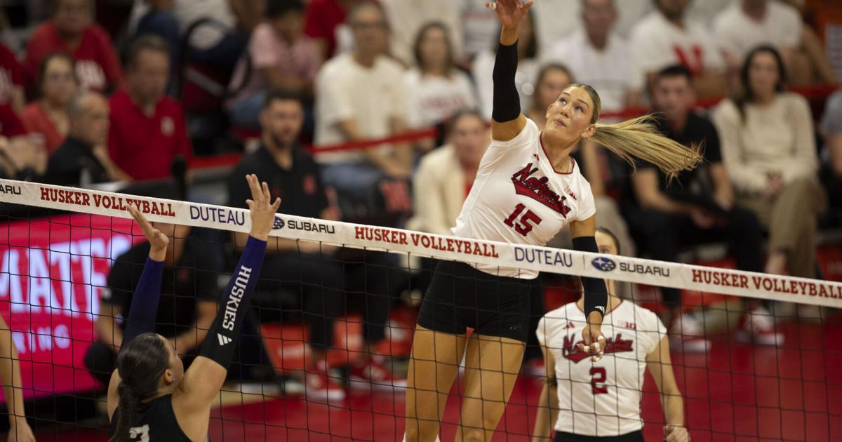 Nebraska volleyball beats Purdue to pick up seventh straight sweep