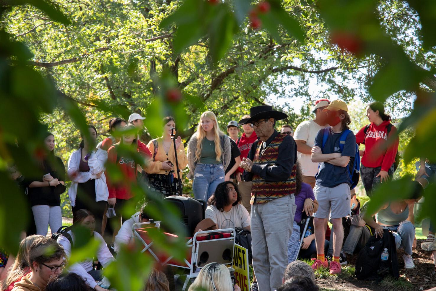 Sister Cindy, Brother Jed share viral ‘Ho No Mo’ campaign at UNL News