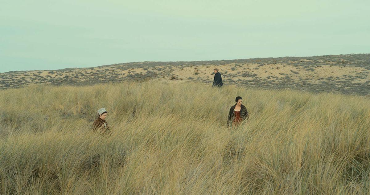 Review Portrait Of A Lady On Fire A Stunning Love Story Deserves To Be Seen Culture Dailynebraskan Com
