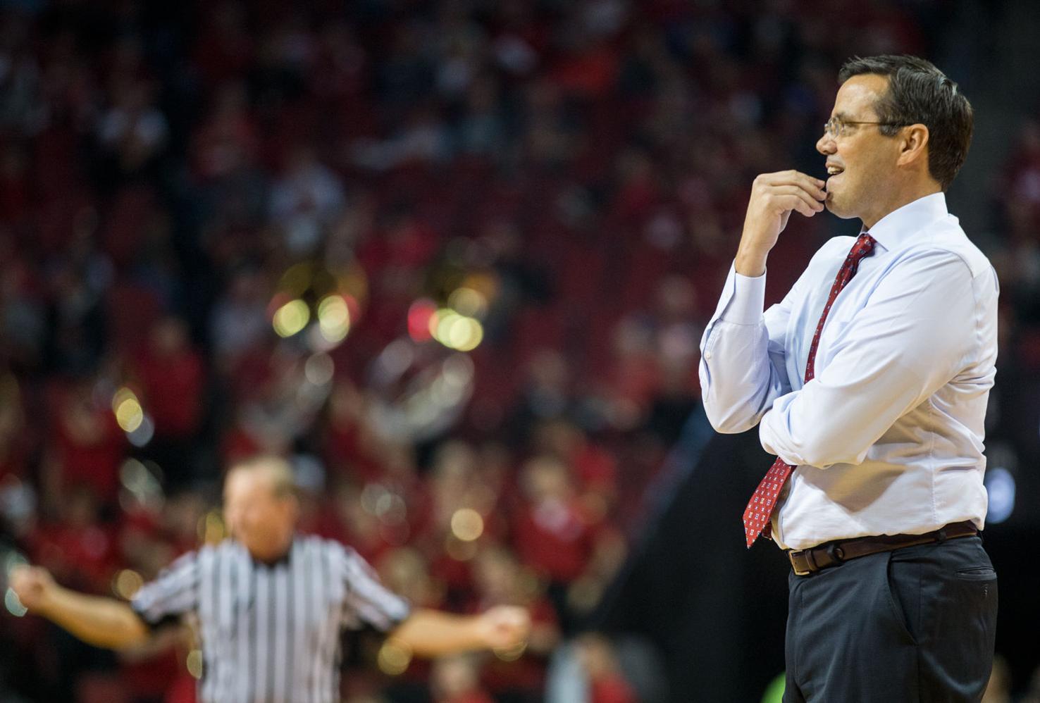 Husker men’s basketball is confident during tough season Sports