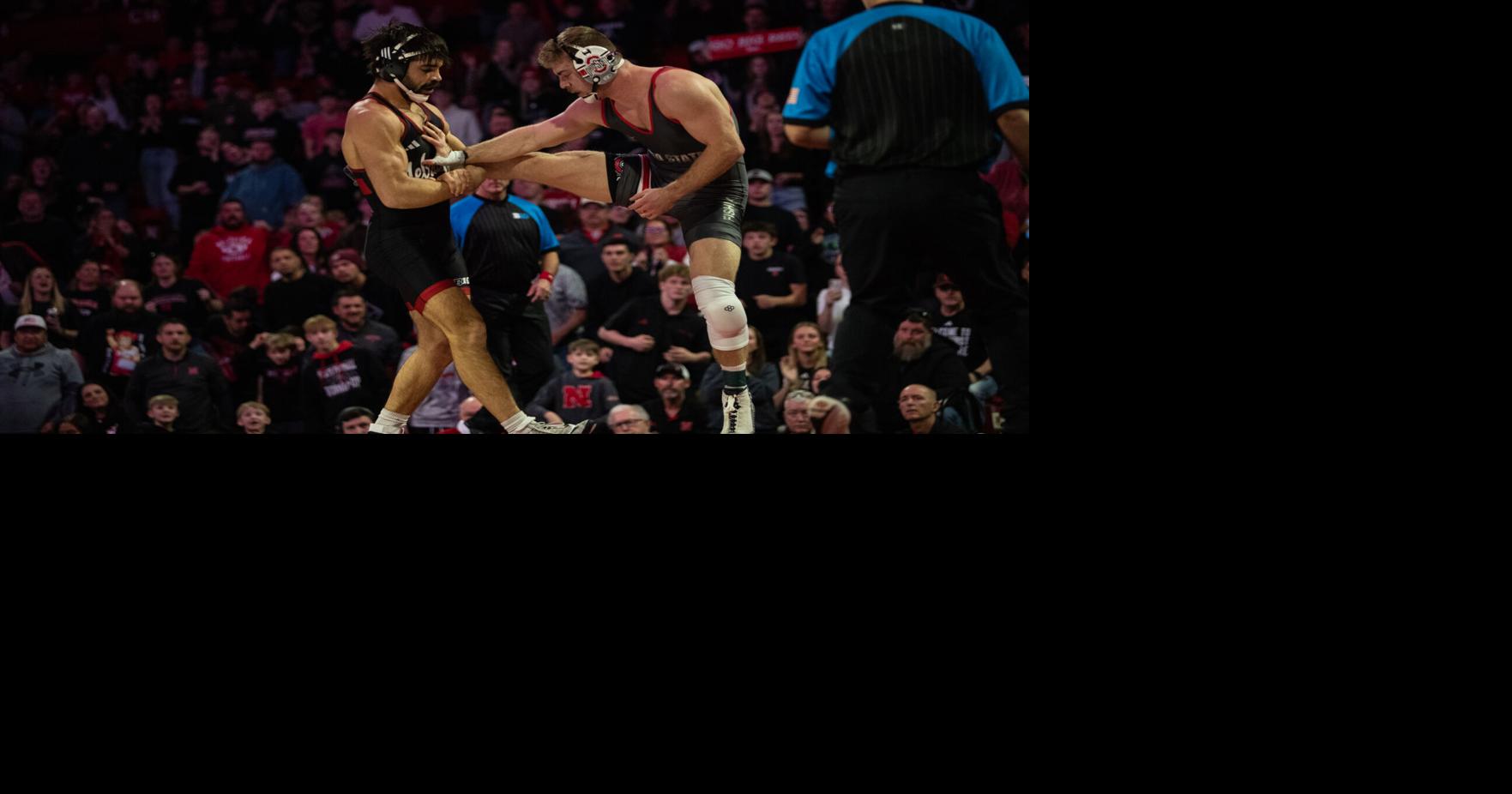 Nebraska wrestling falls short against Ohio State at home