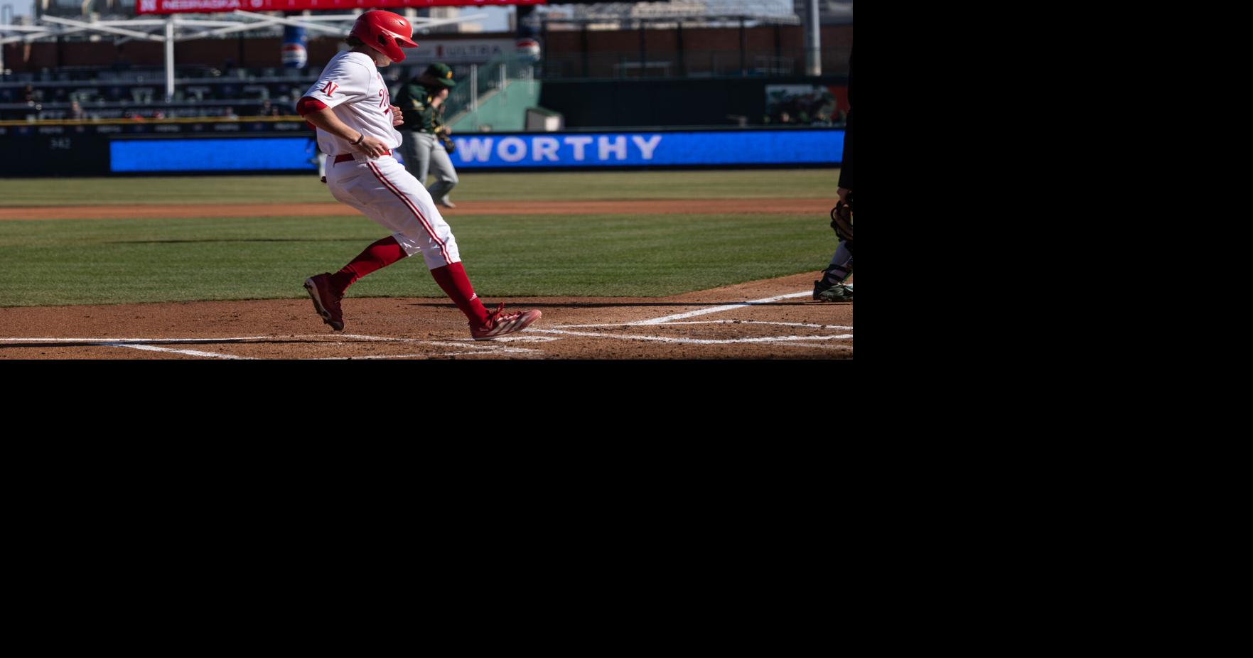Nebraska baseball loses series 2-1 on the road against Oregon