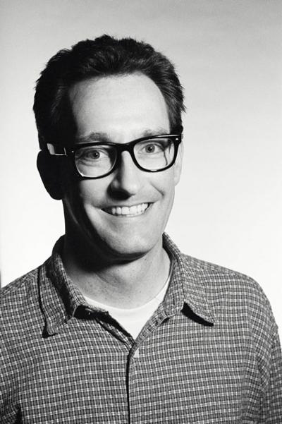 Voice actor Tom Kenny switches to adult-friendly role on ‘Brickleberry