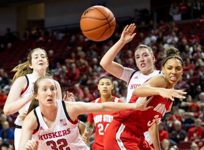 Nebraska Falls To No 20 Iowa 76 60 Ncaa Tournament Chances