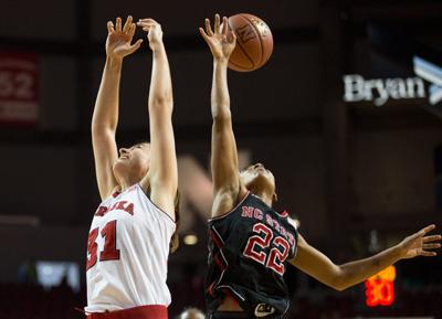 Nu Women S Basketball Wrap Up Homestand With Evansville Purple