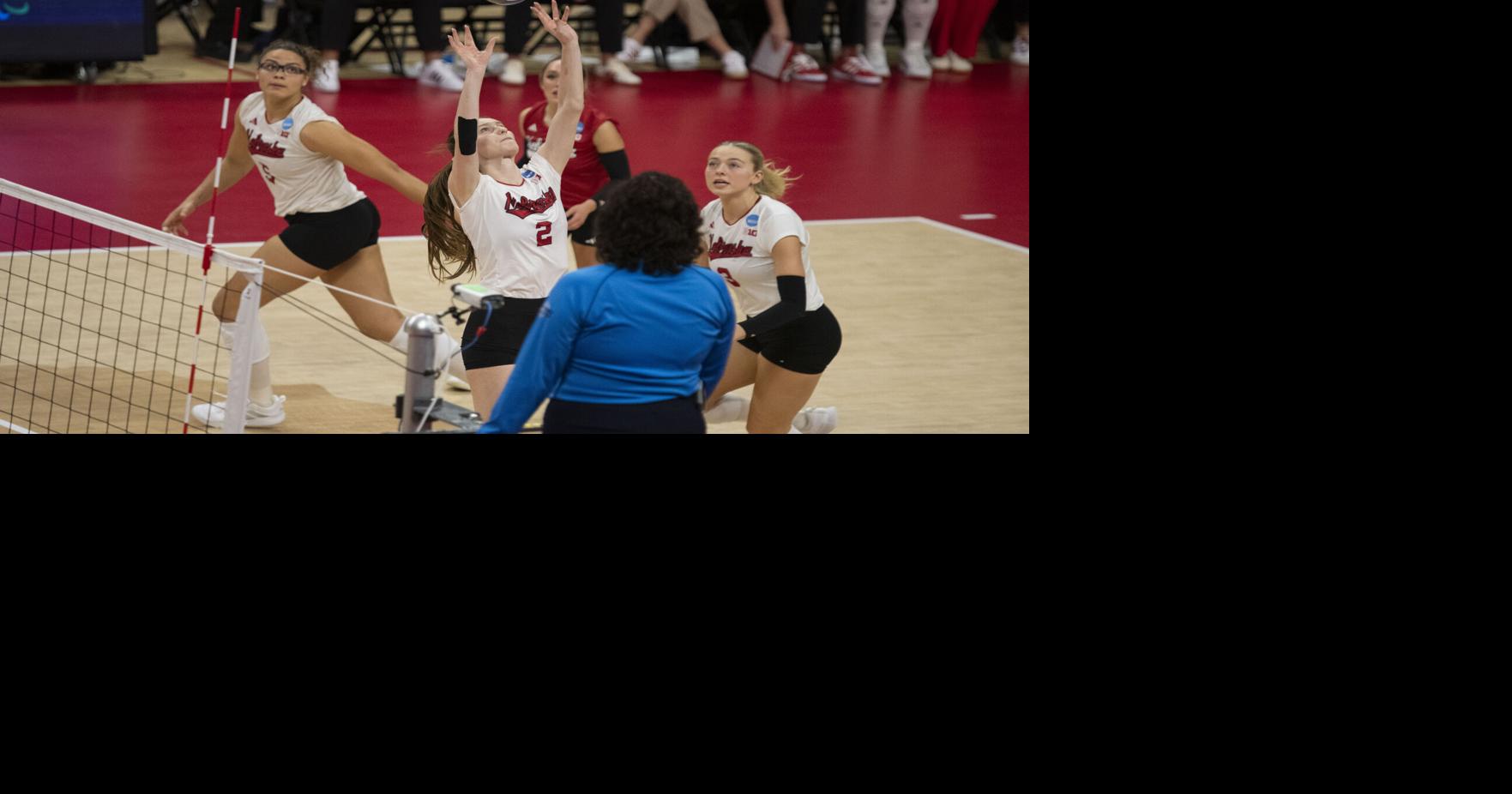 Nebraska volleyball sweeps through K-State in a dogfight