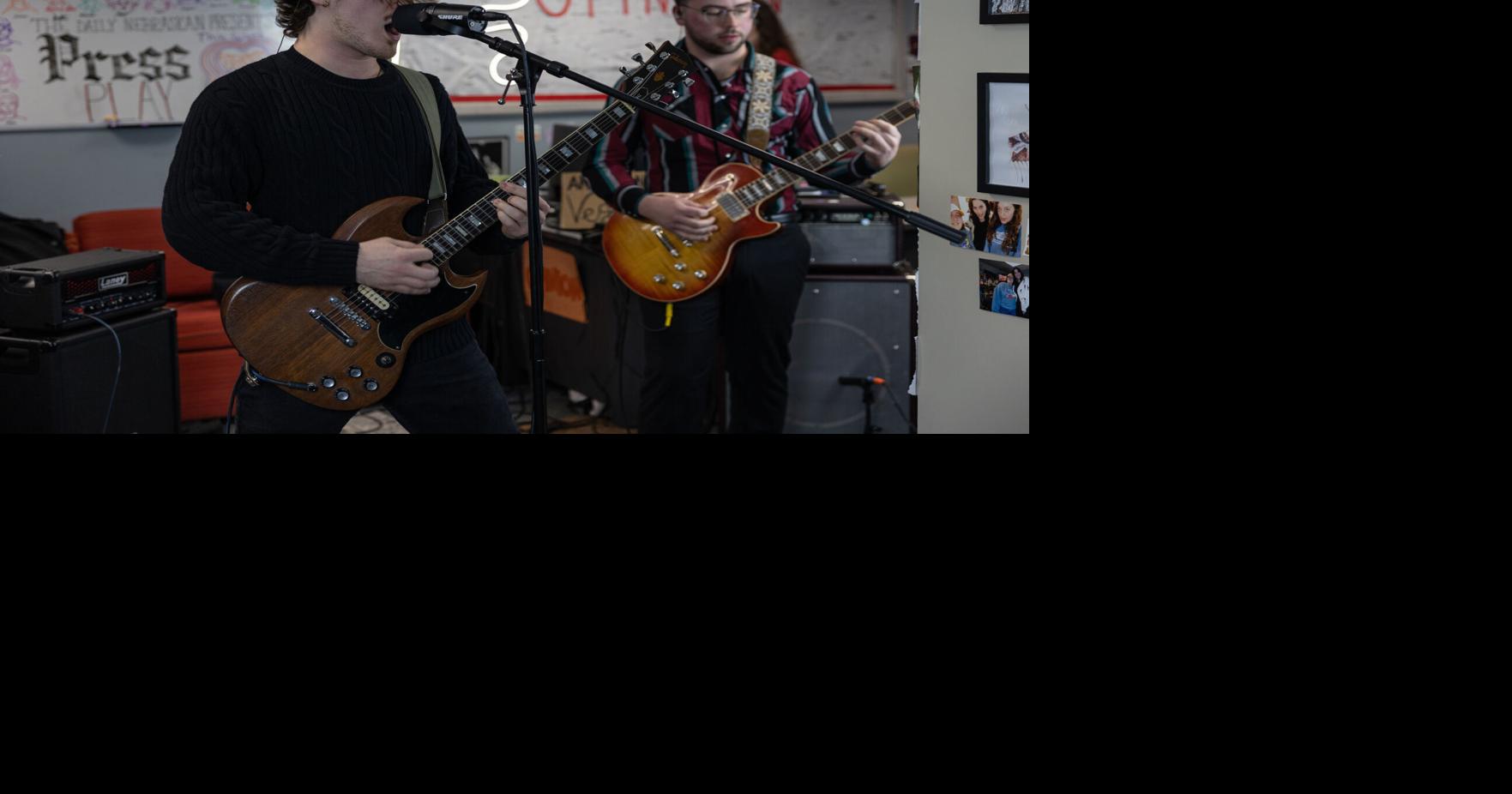 GALLERY: Everybody's Friend on Press Play | Culture | dailynebraskan.com