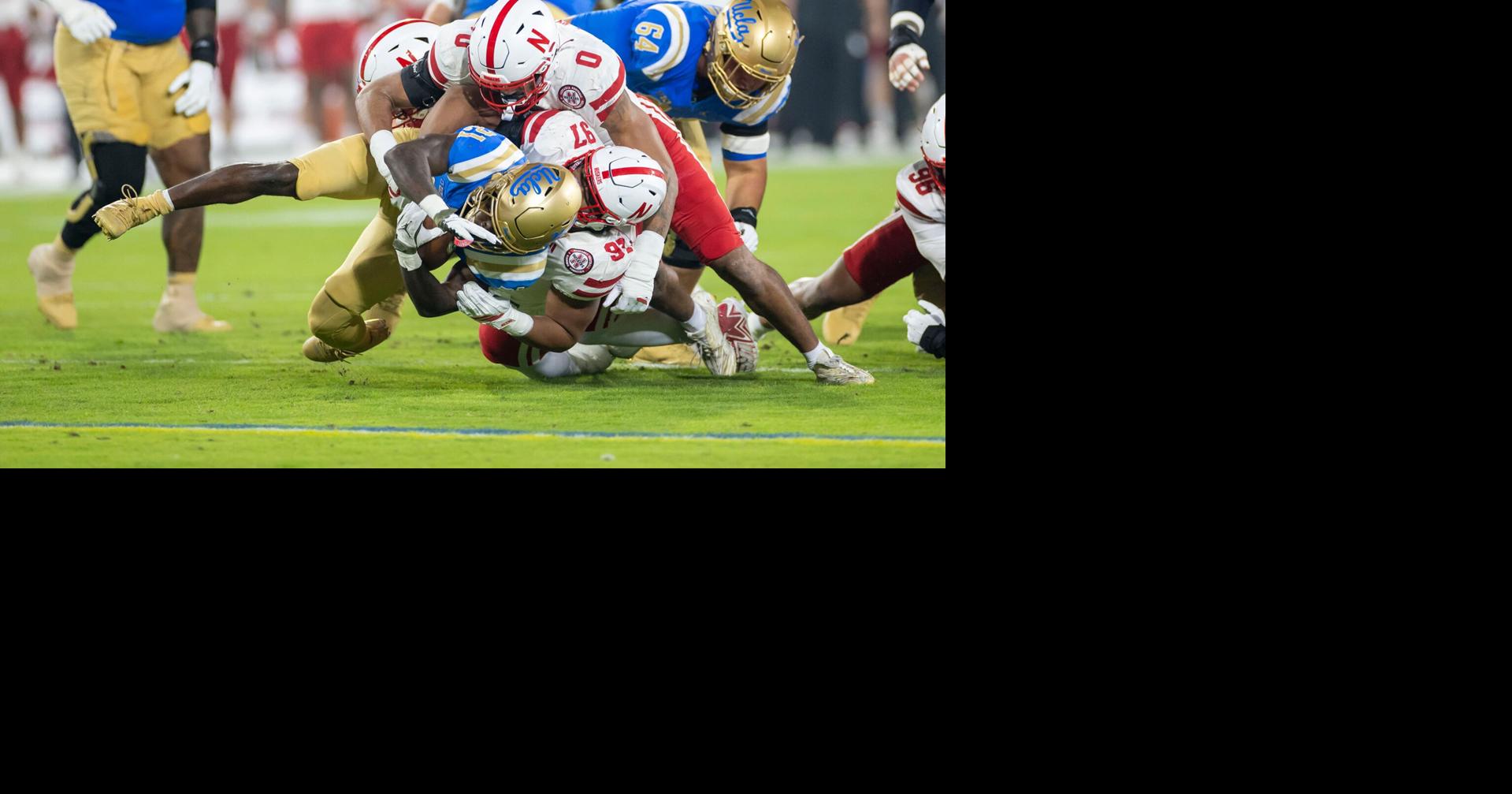Davis and wideouts become unsung heroes in win over UCLA | Sports ...