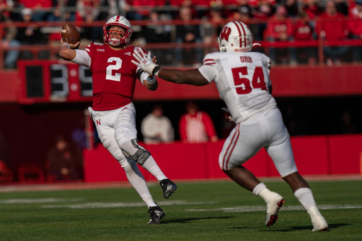 Missed Opportunities Hurt Nebraska In 37 21 Loss To Wisconsin