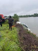 Vehicle pulled from Toledo Bend, driver injured