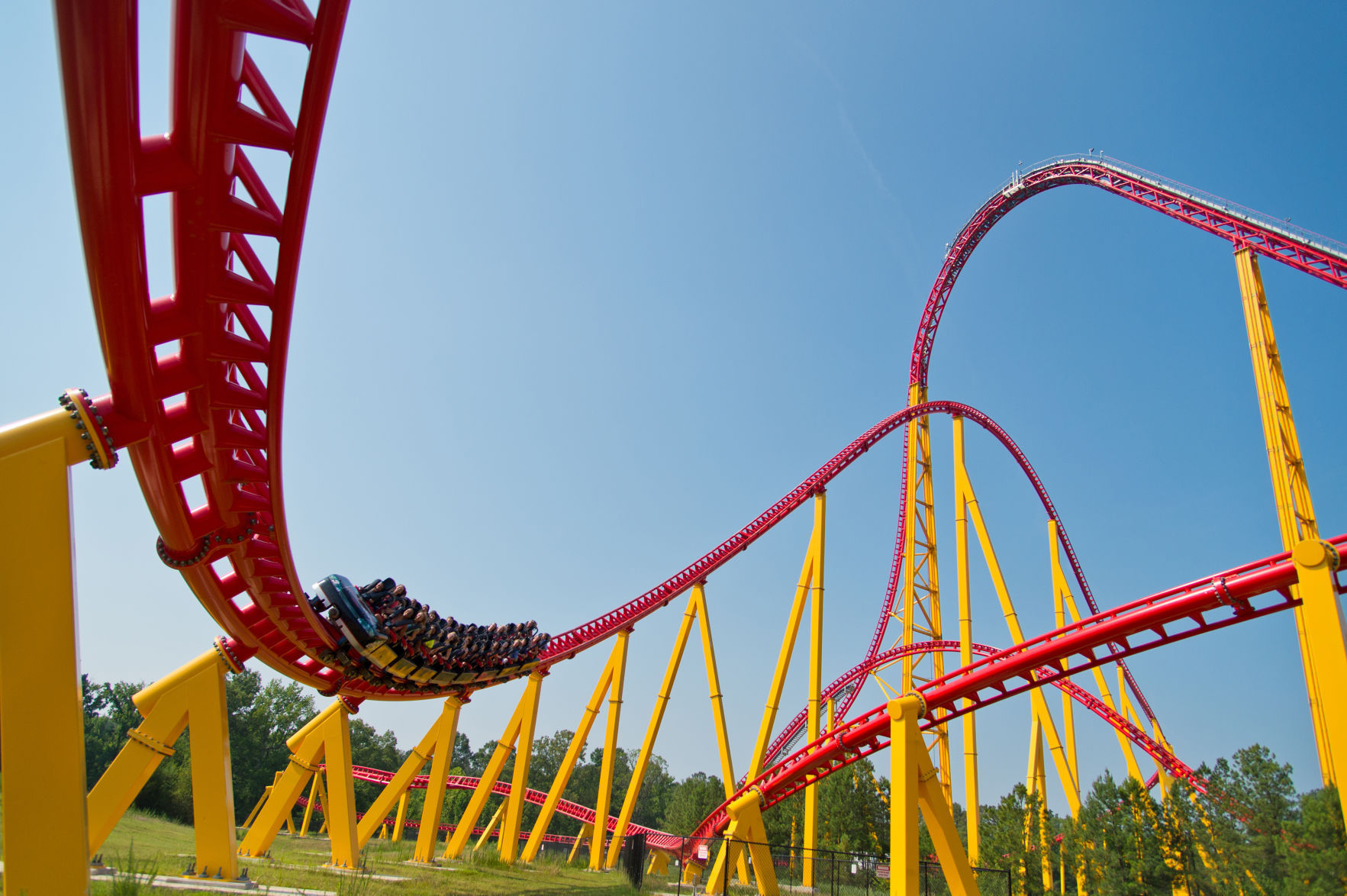 Twists and turns and more unleashed at Virginia theme parks