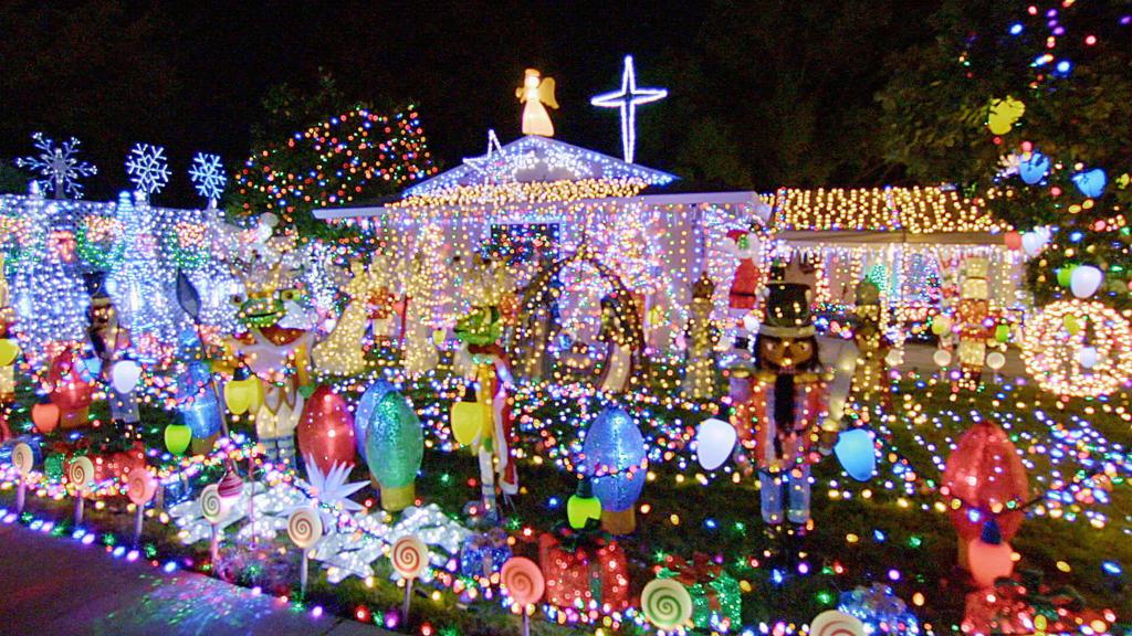Great Christmas Light Show Prize 2022 The Secrets To Winning The Great Christmas Light Fight | Television |  Dailyprogress.com