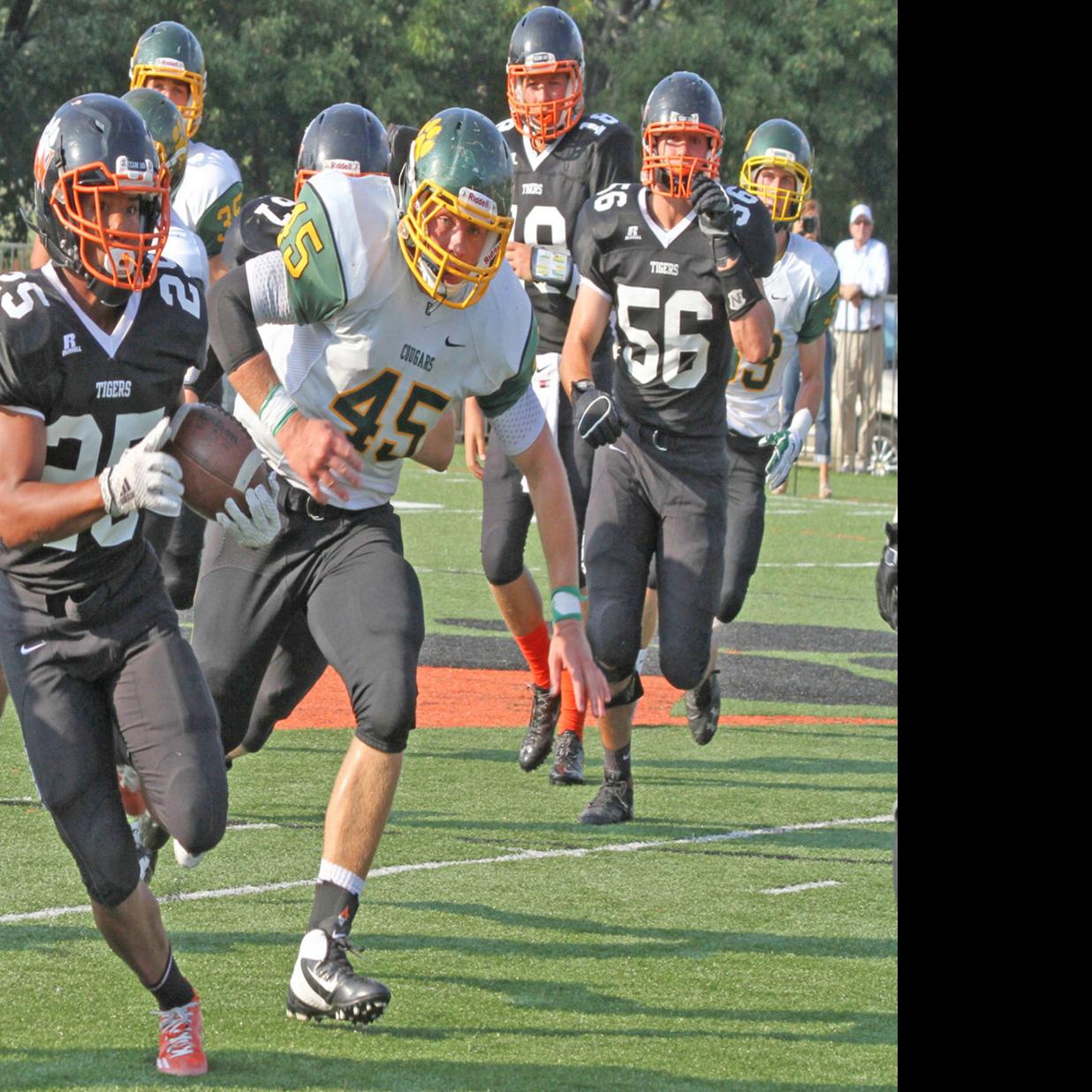 Woodberry Forest Football Tigers Reload After 7 1 Season