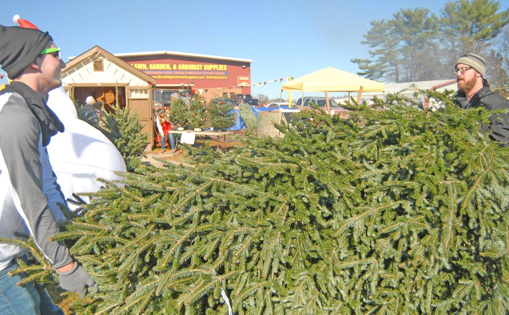 Lifepoint Church Provides Christmas Cheer Archives Dailyprogress Com