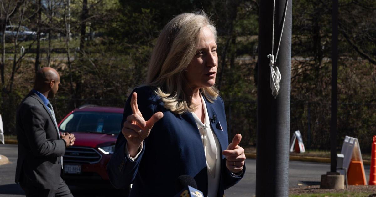 Spanberger: Ein holpriger Weg, aber ein Budget ist auf dem Weg zu ihrem ...