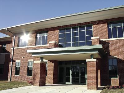 Schools sign solar contract (copy)