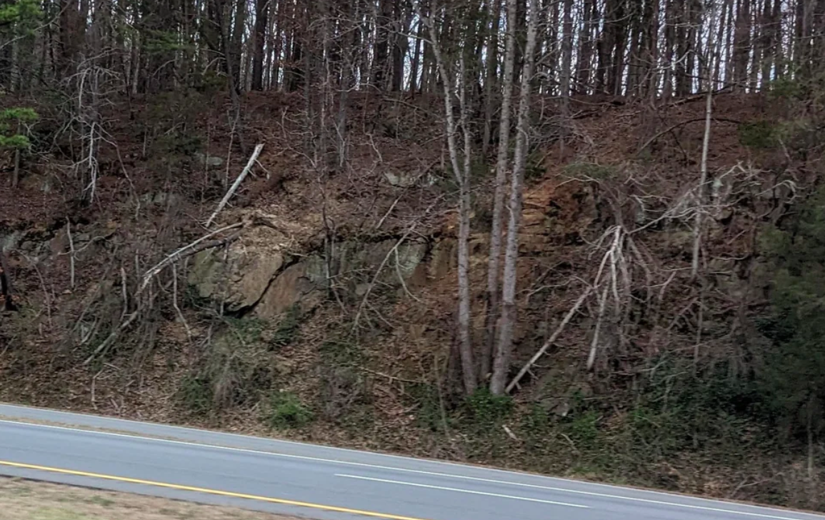 VDOT: US 29 rock slide outside Charlottesville not dangerous