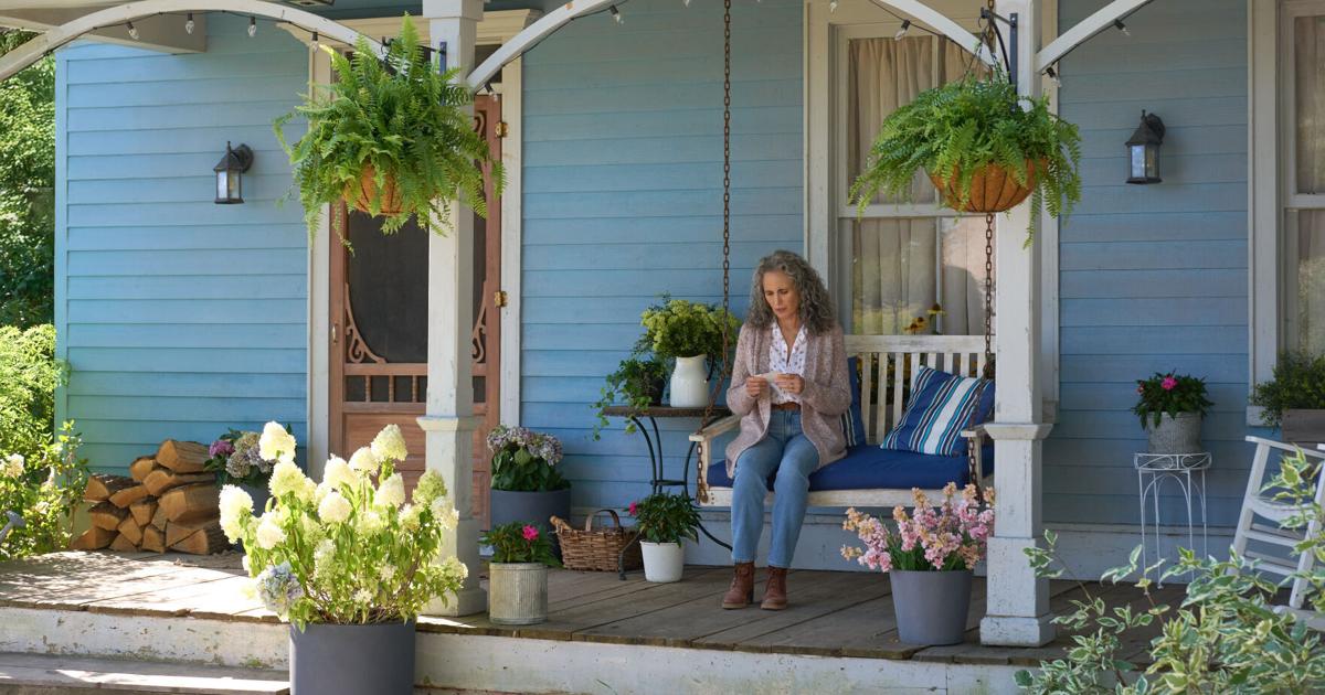 Wegweisend für „Way Home“: Andie MacDowell eröffnet Hallmark ...