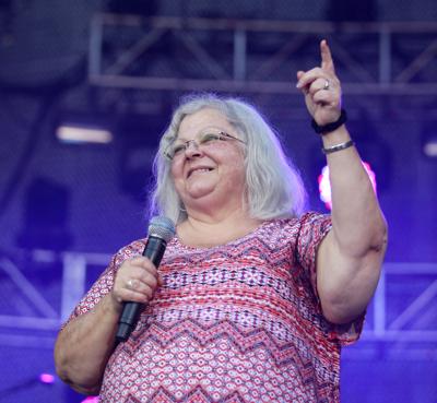 CDP 925 DMB Cville recovery concert 143.JPG