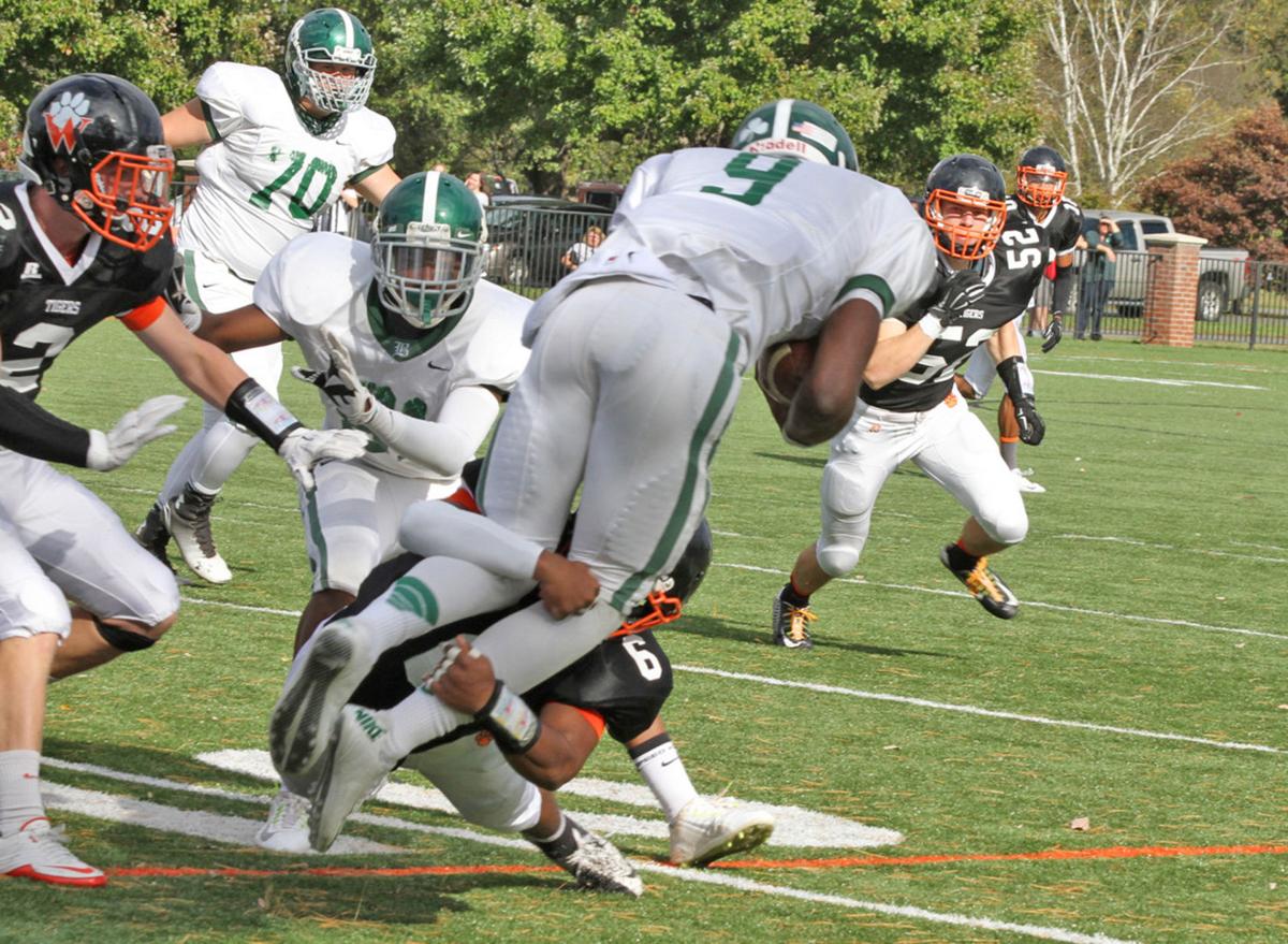 Woodberry Forest Football Tigers Reload After 7 1 Season