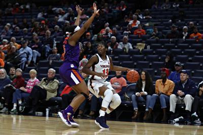Virginia Women S Basketball Team Rolls Past Clemson For Third