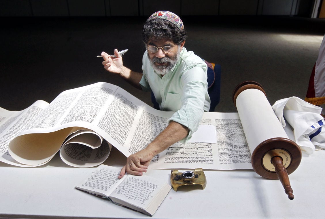 What Ancient Scrolls Teach Us about the Torah's Formation 