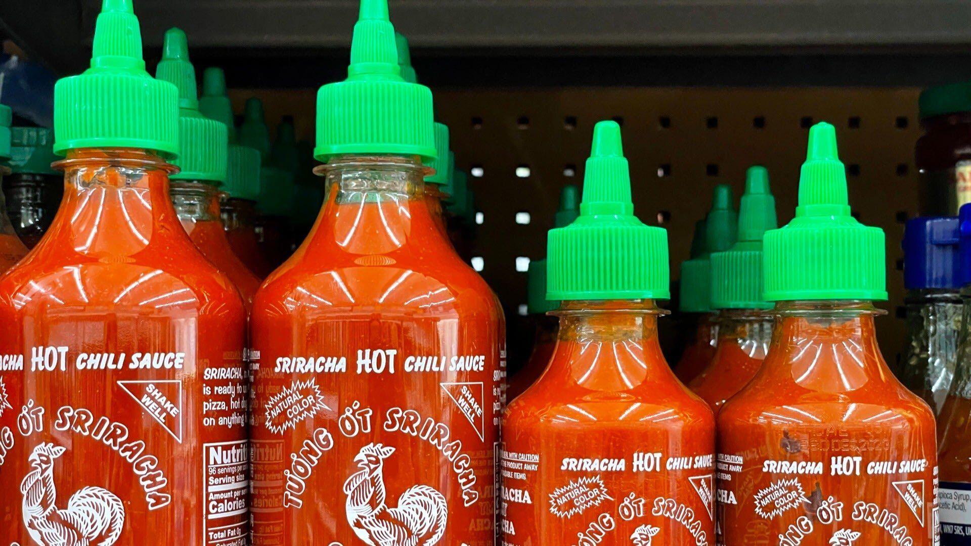 Large 20 Ounce Huy Fong Foods Sriracha Mug