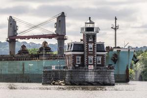 The race is on to save a 150-year-old lighthouse from crumbling into the Hudson River