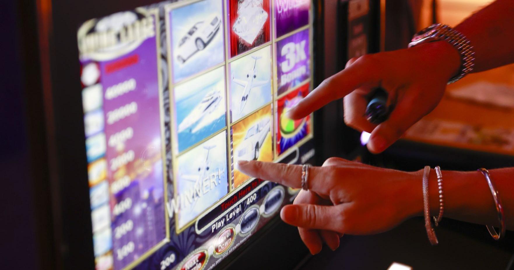 Virginia senators push to use skill games to pay for schools - Vimarsana News