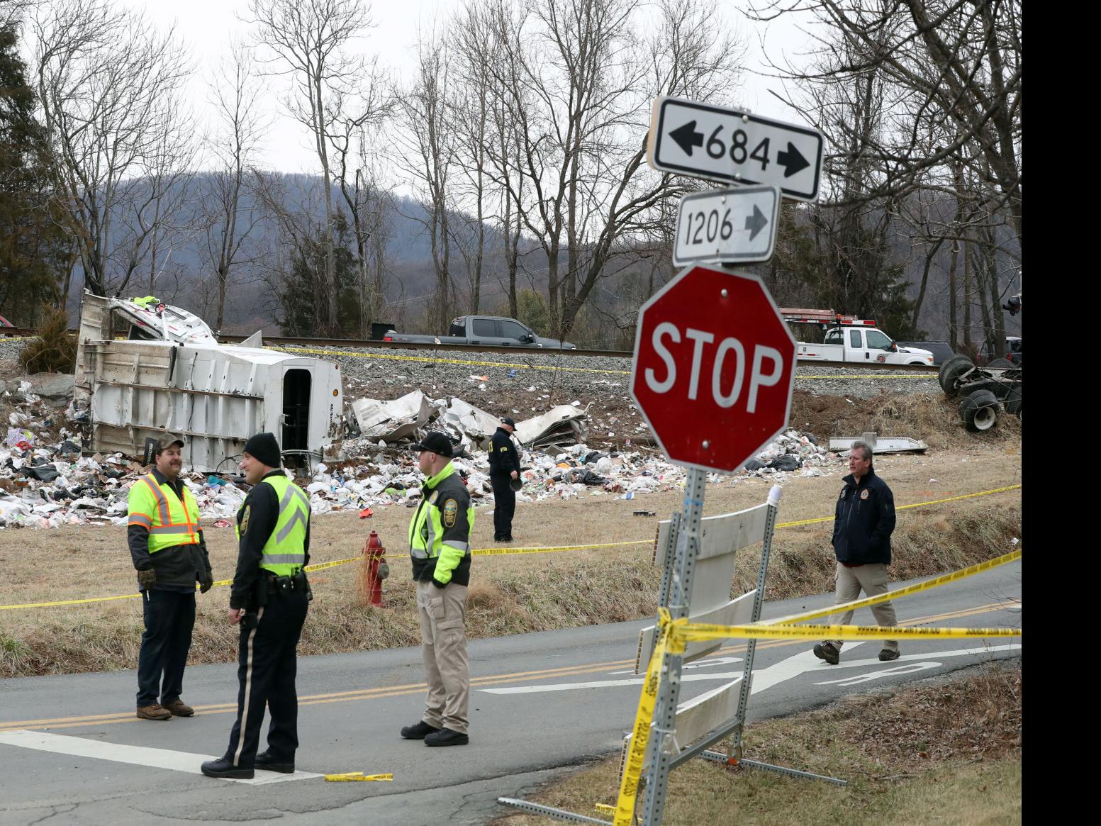 Five Men Sue Driver Of Trash Truck Struck By Amtrak Train In 2018 Local News Dailyprogress Com