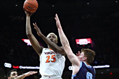 Virginia Men S Basketball Team Holds Maine To 26 Points Improves