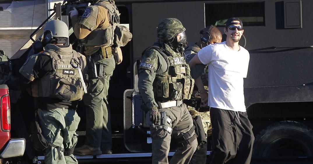 Police: Bank robbery suspect surrenders after standoff