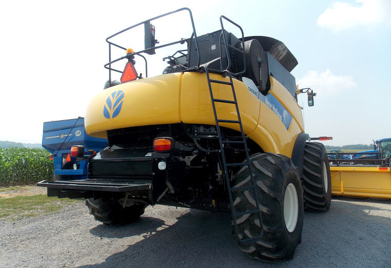 Equipment field day brings out farmers, small and large farm equipment