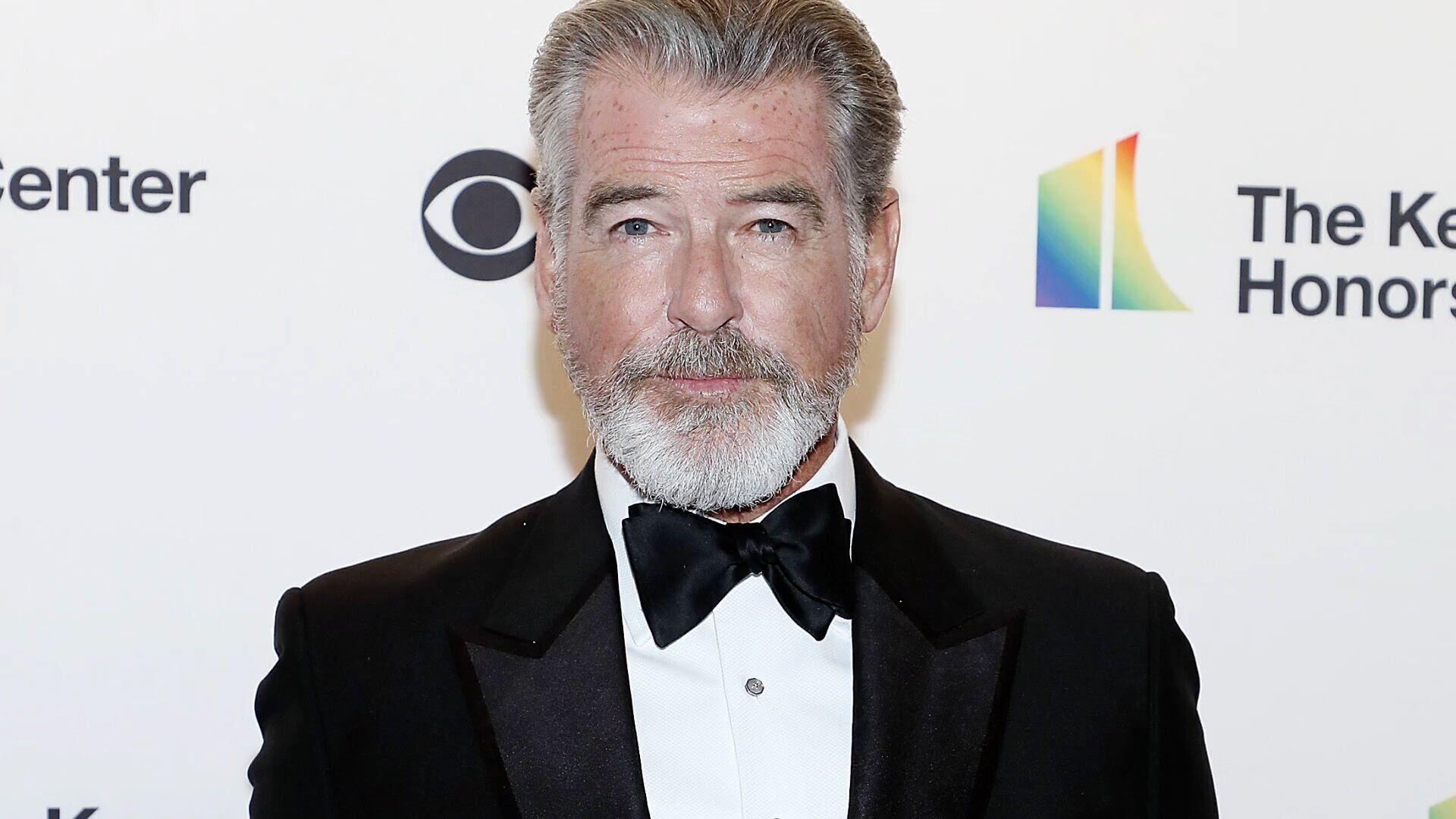 Pierce Brosnan files restraining order against Malibu stalker - Los Angeles  Times