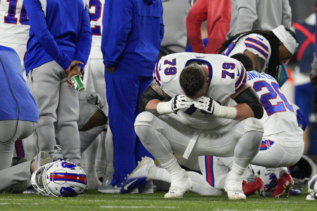 Steelers slammed for 'disgusting' CPR celebration just days after Damar  Hamlin's on-field cardiac arrest