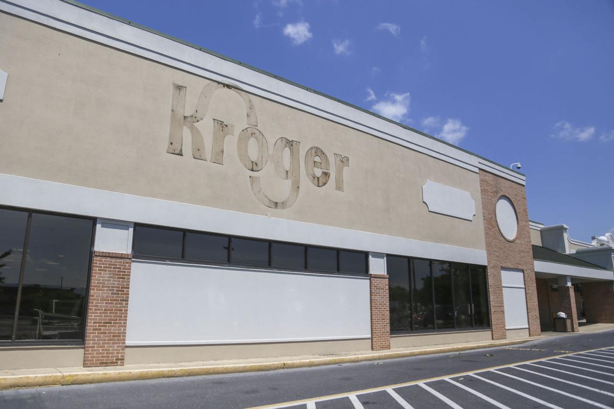 Kroger closes on Lew DeWitt Boulevard