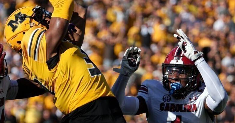 VIRGINIA TECH FOOTBALL Virginia Tech reportedly adds safety DQ Smith to roster DAMIEN SORDELETT The Roanoke Times Sep 1, 2026 1 hr ago