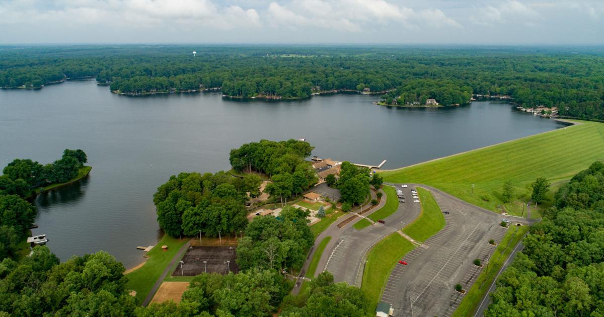 E. coli prompts swim advisories at 2 lakes at Lake of the Woods