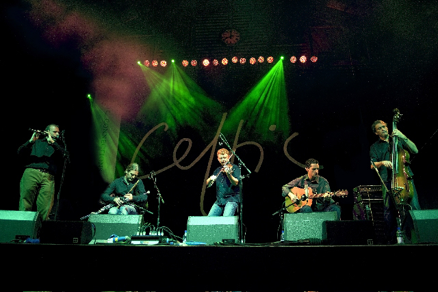 Dervish and Lunasa to perform in support of Sudan
